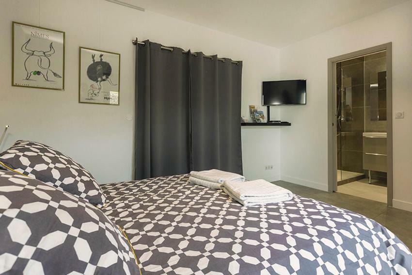 Les Aromatiques - Terrasse & Parking Prive A Villeneuve Les Avignon - Proche Golf Academy Екстериор снимка